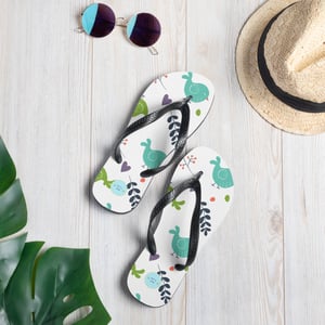 Love Chirps Flip-Flops