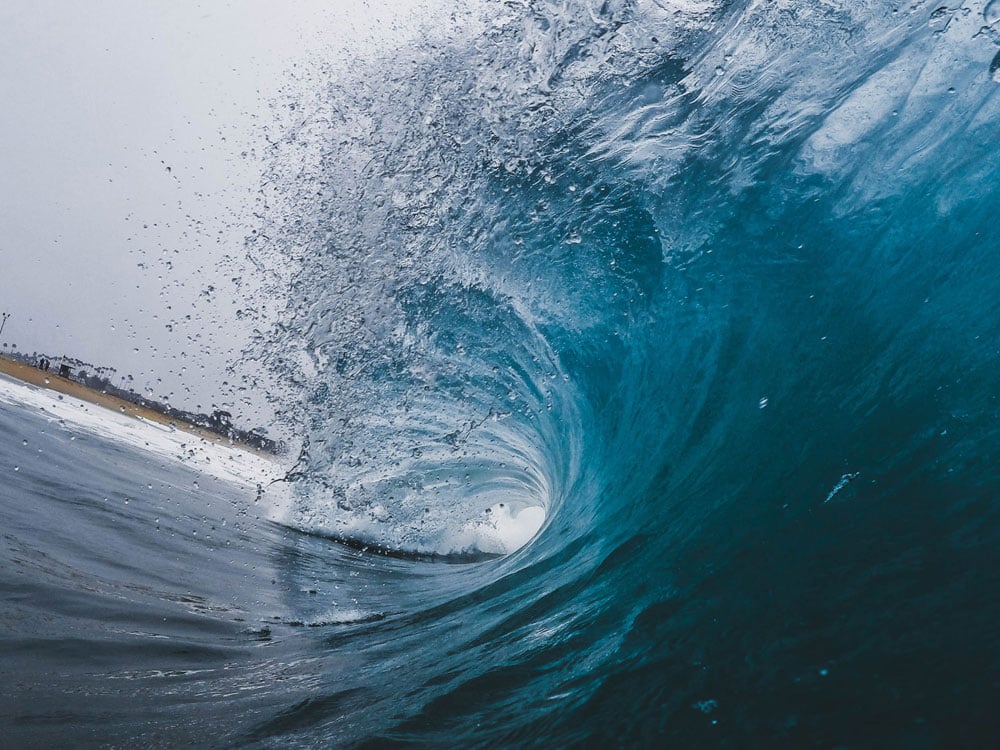 Wave crashing
