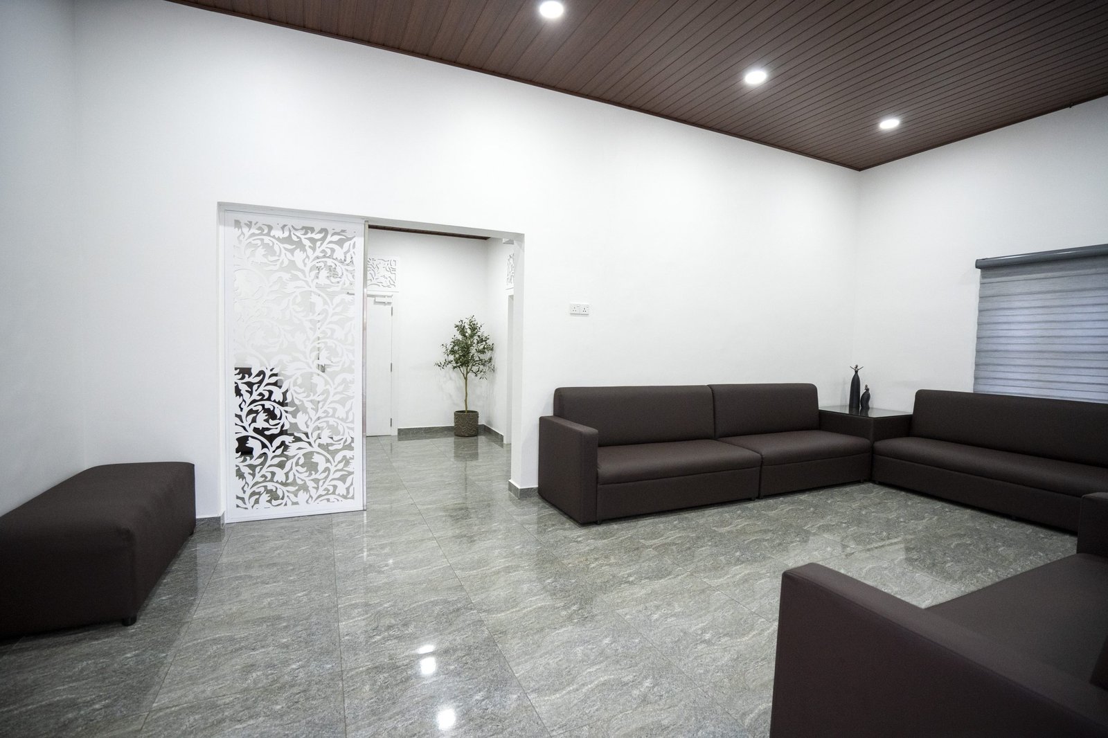 Lounge — Sugabi Clinic Ragama