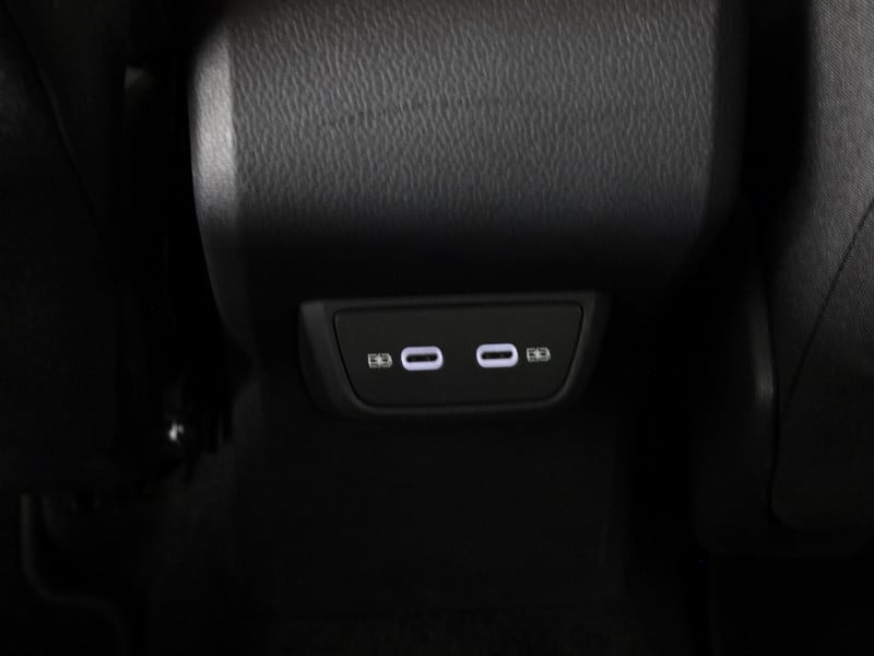 44412419-28.jpg