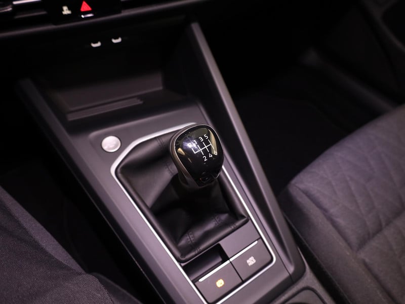 45834983-24.jpg