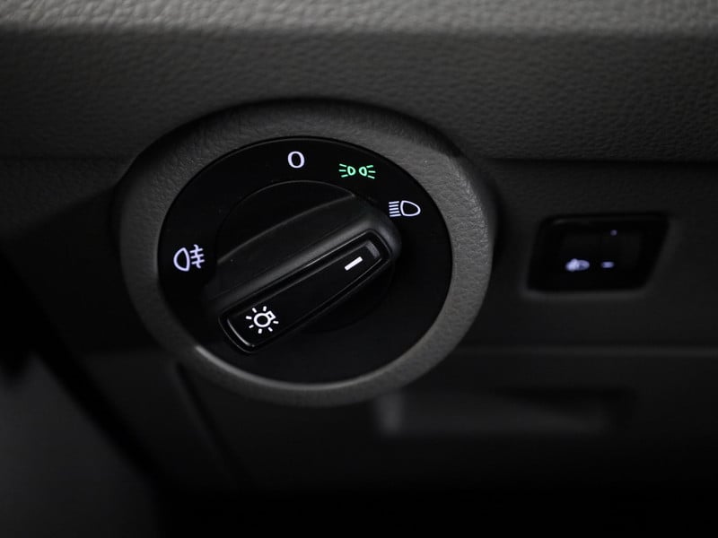 45872662-26.jpg