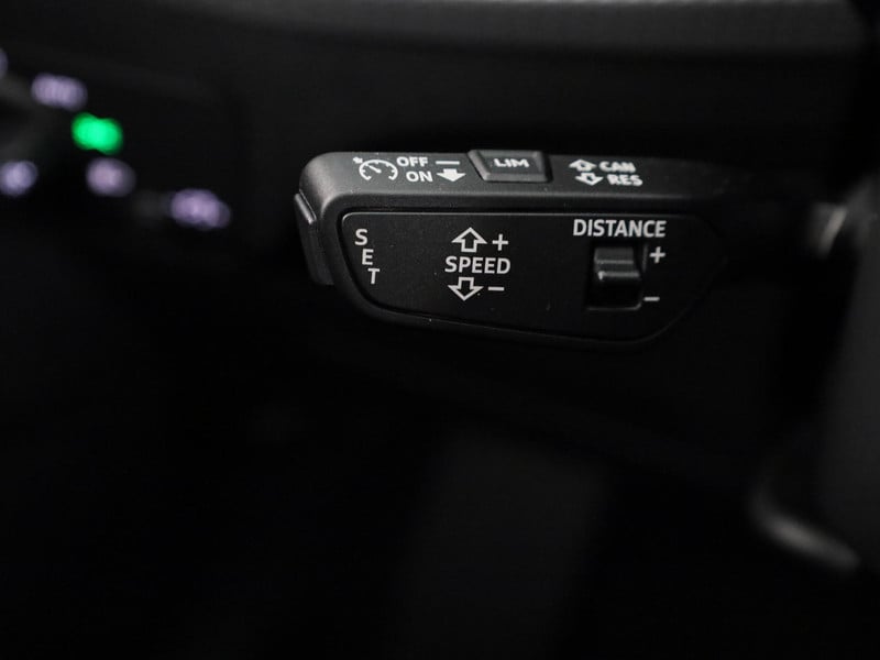 46153602-24.jpg