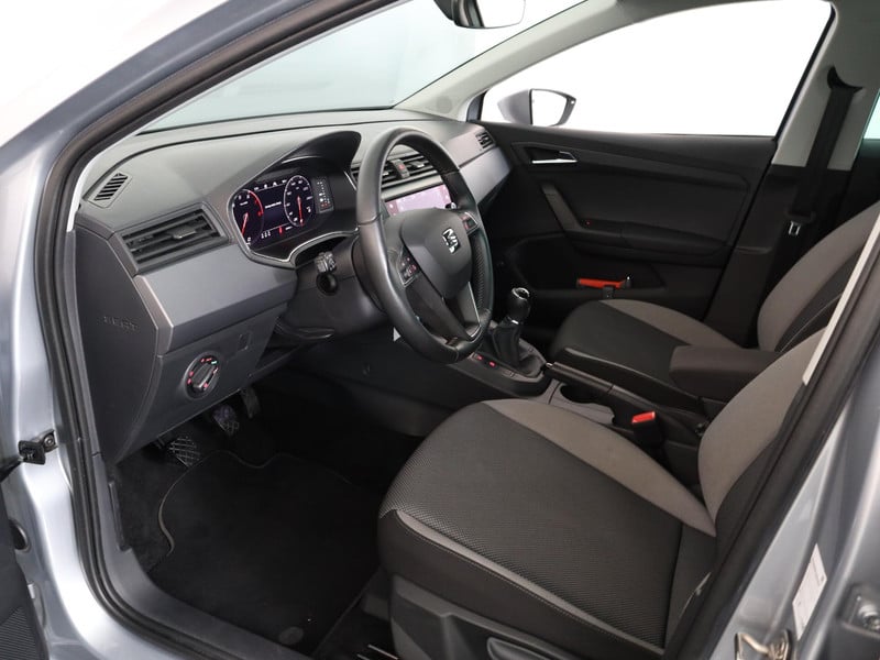 46199911-7.jpg