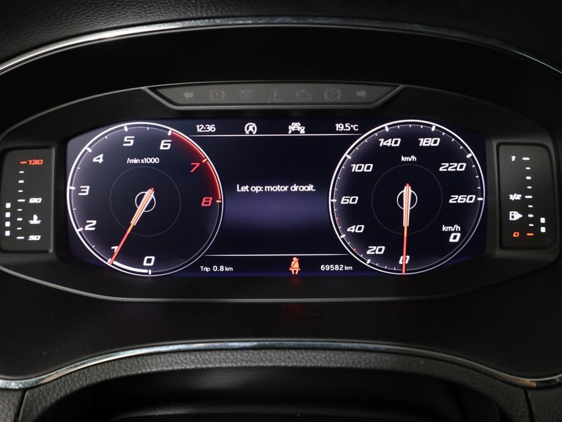 46199911-9.jpg