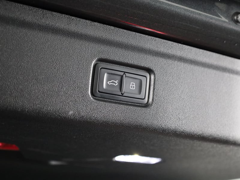 46243956-17.jpg