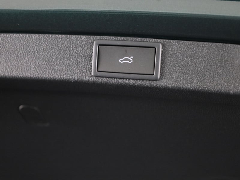 46243992-17.jpg