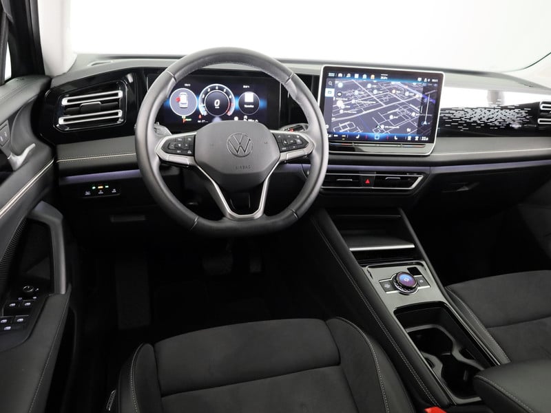 46301025-19.jpg