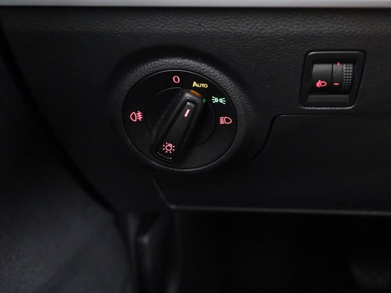 46301033-27.jpg
