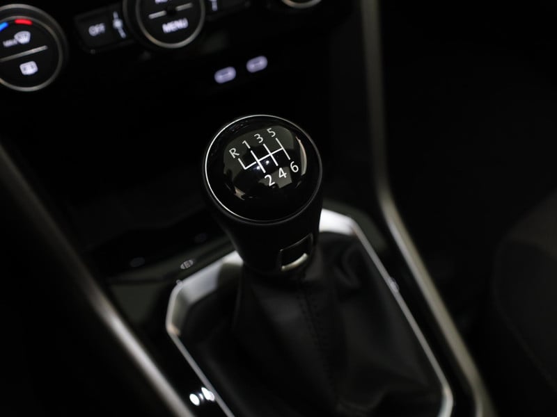 46329055-24.jpg