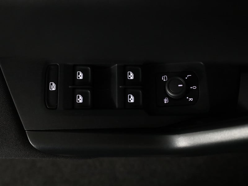 46497181-22.jpg