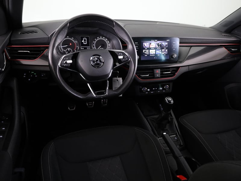 47018931-12.jpg