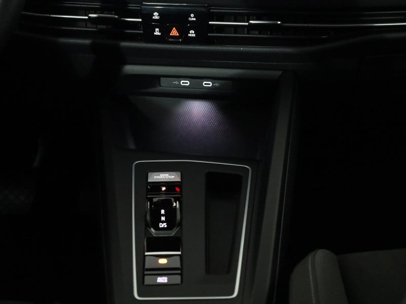 47019042-13.jpg