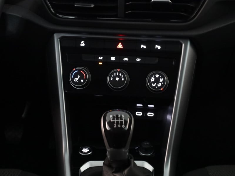 47120197-16.jpg