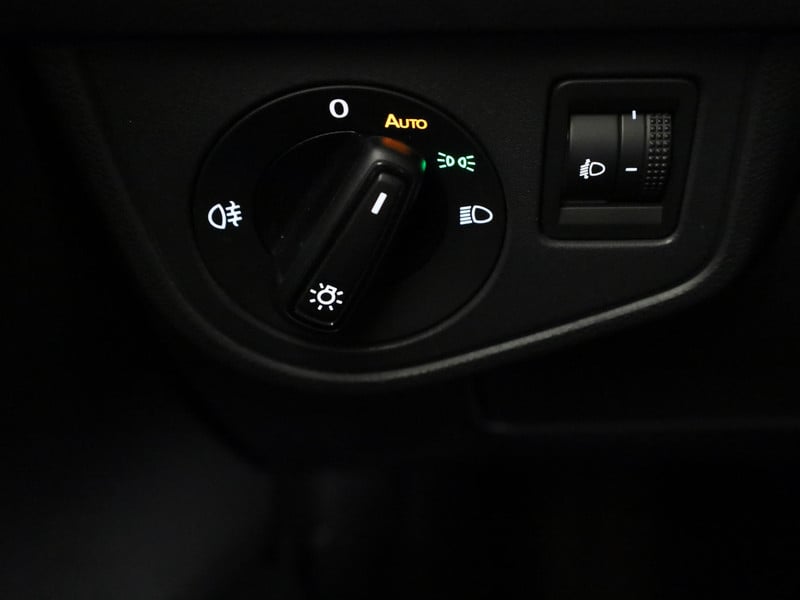 47162565-29.jpg