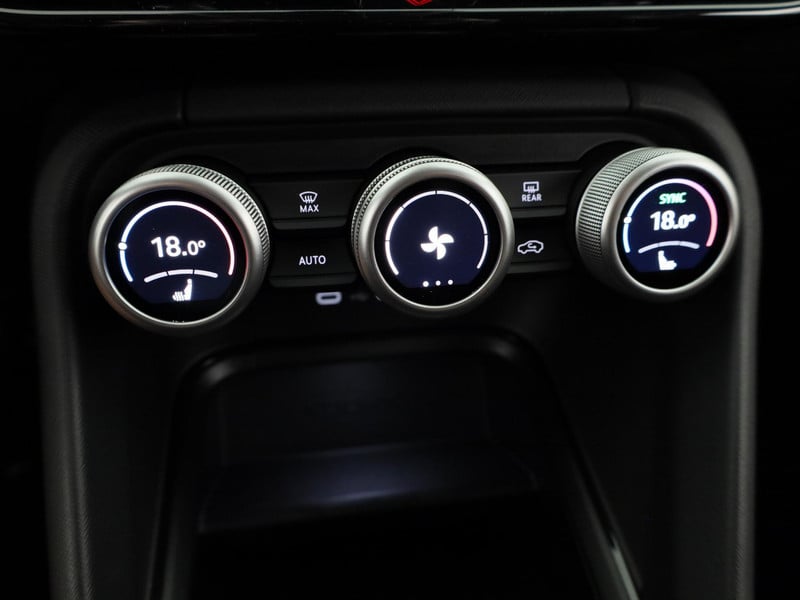 47173192-19.jpg