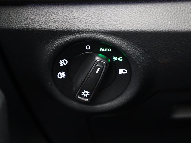 47202676-30.jpg