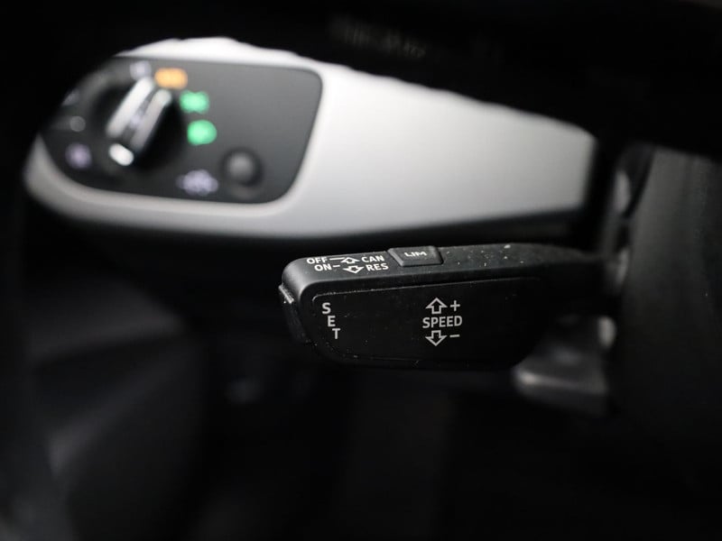 47391182-24.jpg