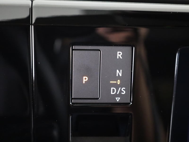 47480364-13.jpg