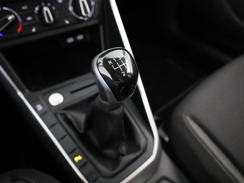 47798603-22.jpg