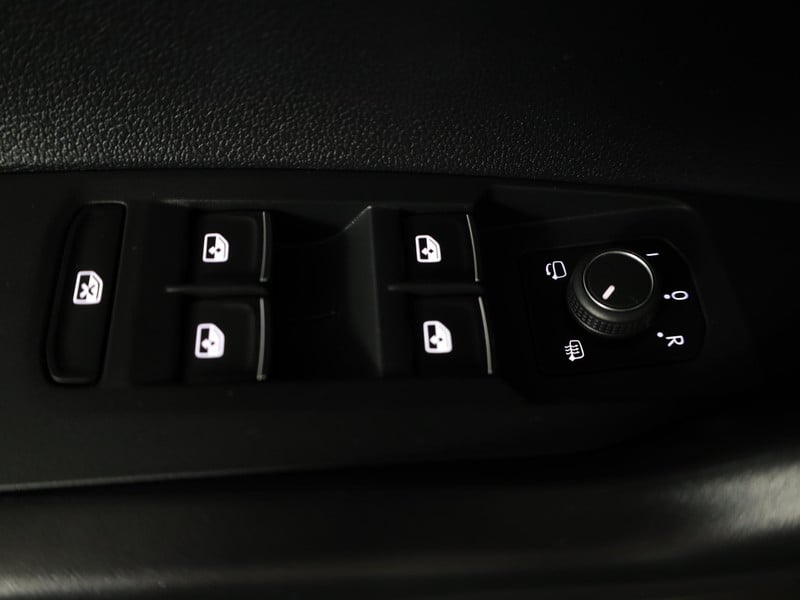 47826462-21.jpg