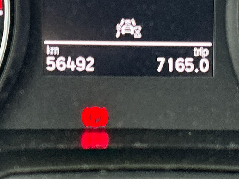 47972100-15.jpg