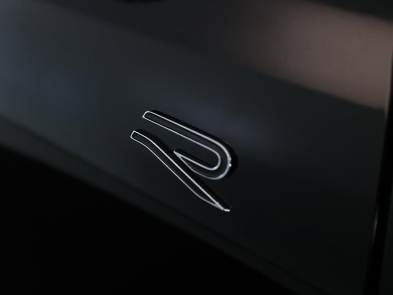 48046665-17.jpg