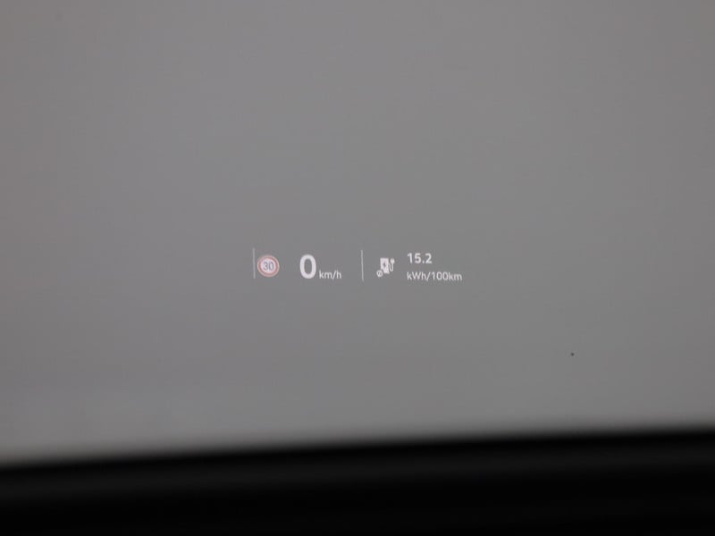 48105867-28.jpg