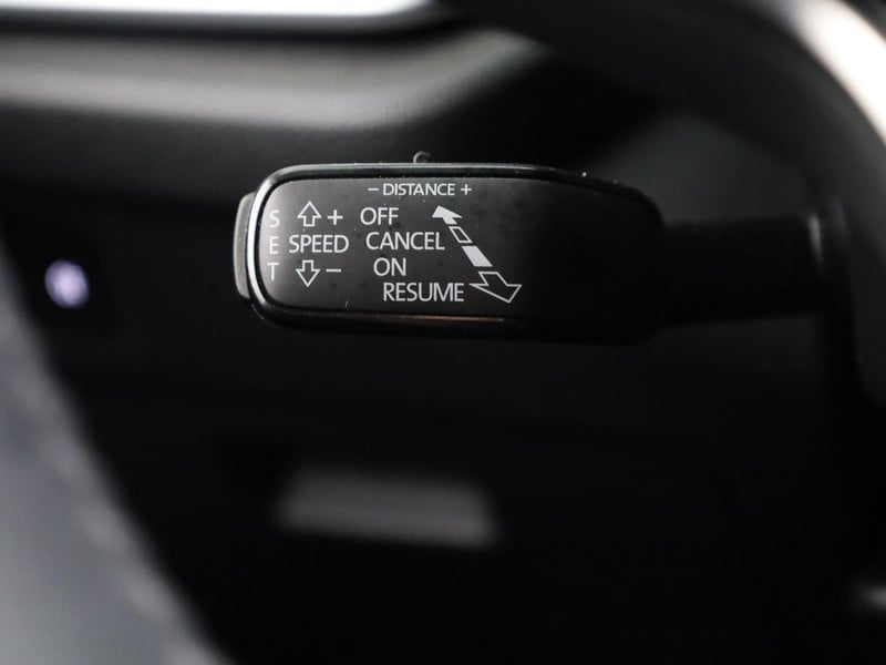 48108778-26.jpg