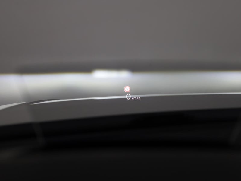 48128292-25.jpg