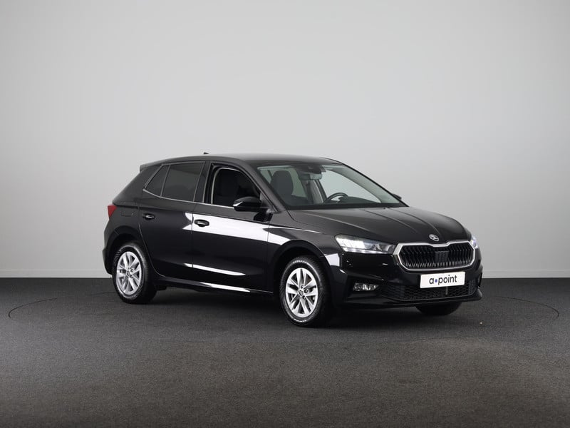 48129537-6.jpg