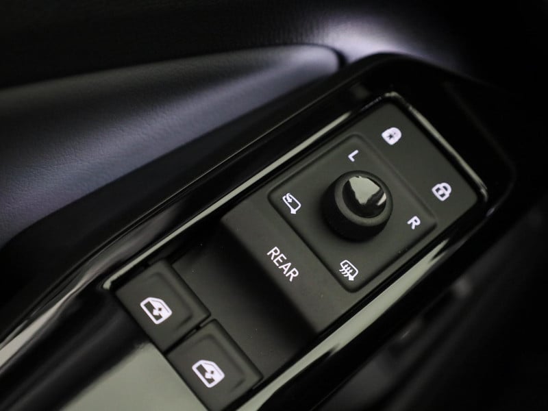 48450226-30.jpg