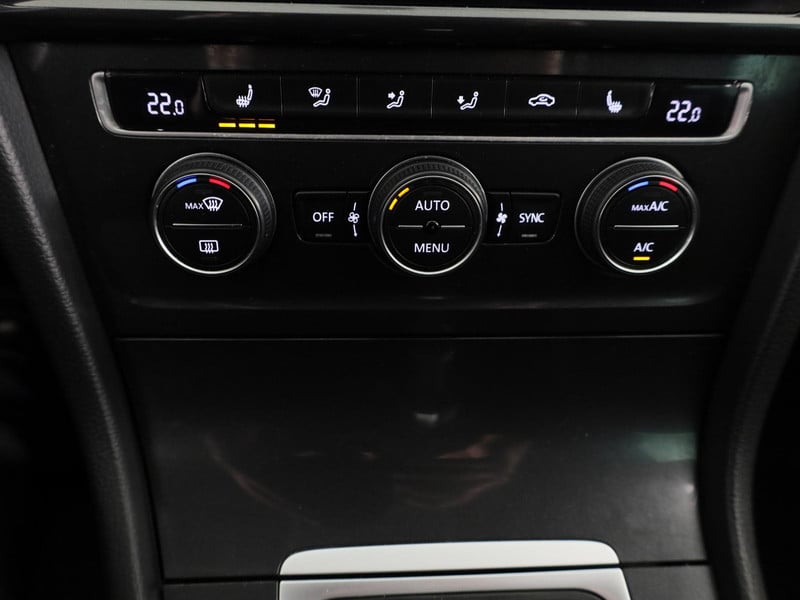 48557763-25.jpg