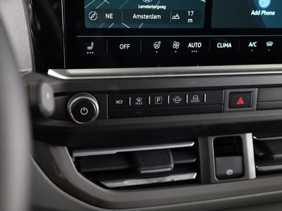 48640481-22.jpg