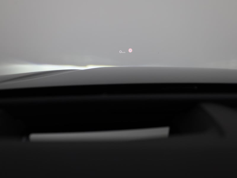 49104978-8.jpg