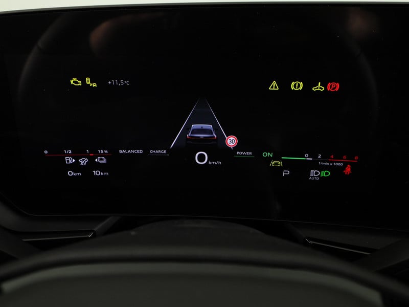 49184586-8.jpg