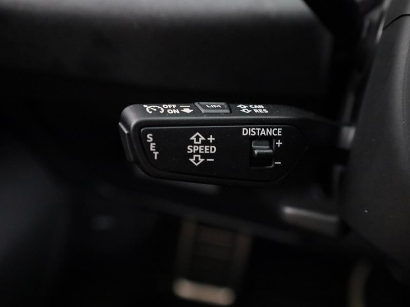 49452880-26.jpg