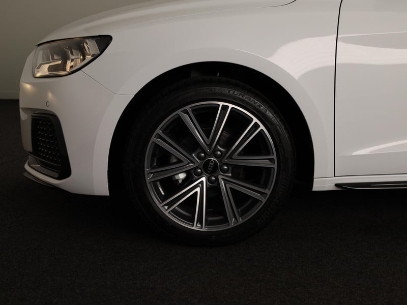 50187649-16.jpg