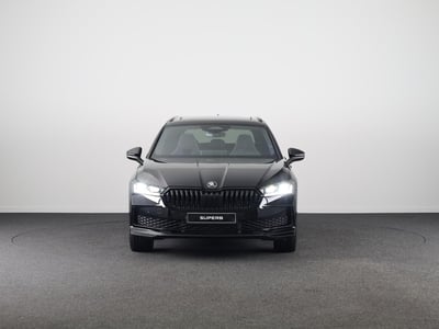50766320-8.jpg
