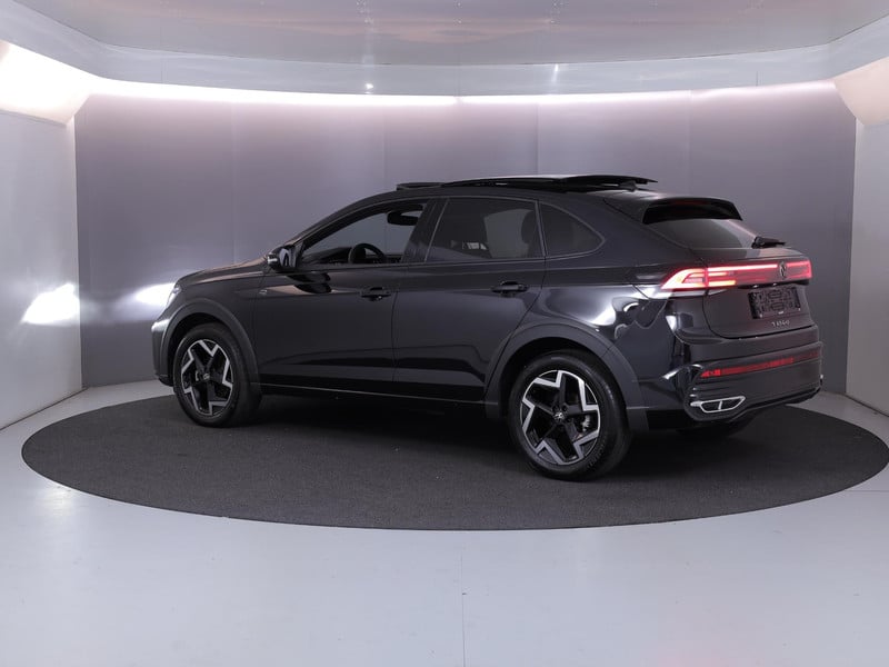 51035439-3.jpg