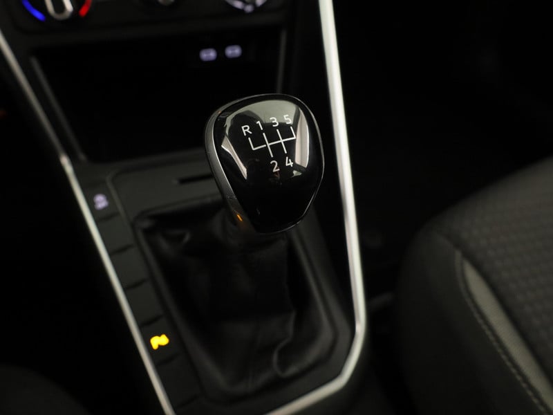 51067656-21.jpg