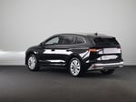 51360140-2.jpg