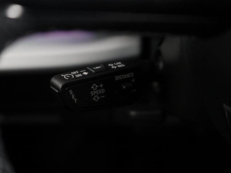 51534125-35.jpg