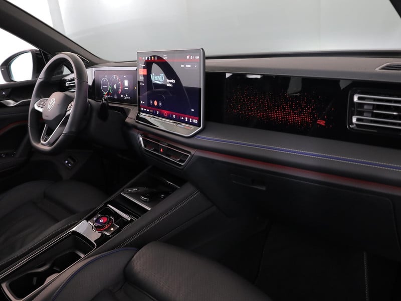 51588877-21.jpg