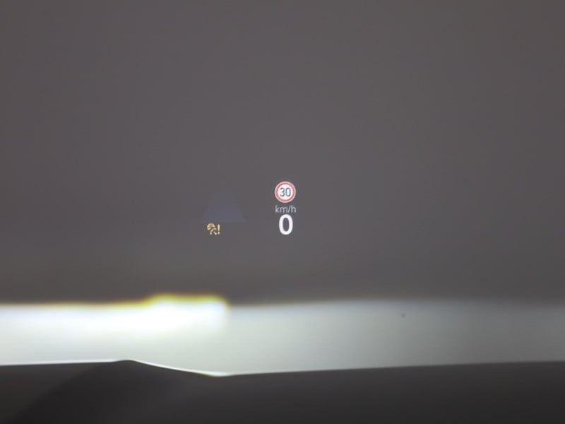 51649409-12.jpg