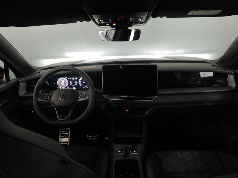 51649488-5.jpg