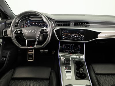 51846642-7.jpg