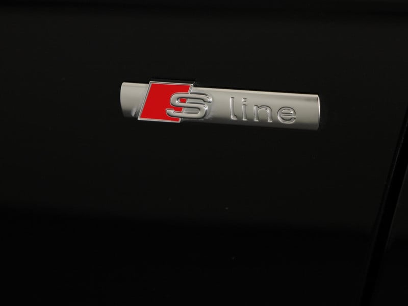 51846642-40.jpg