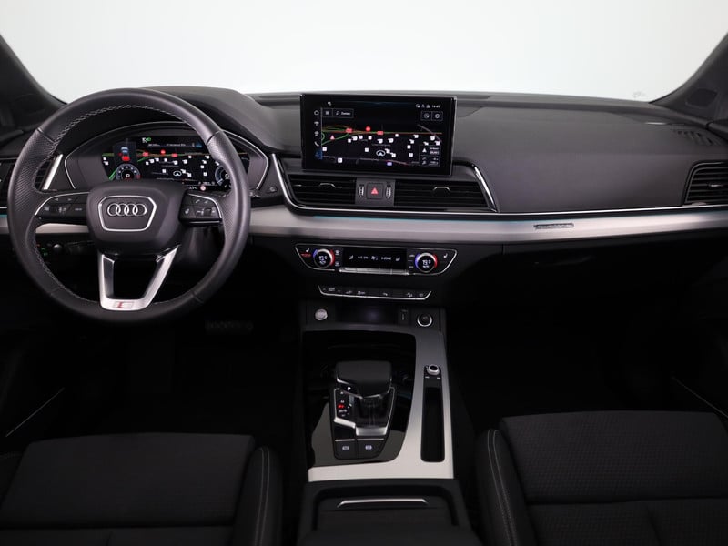 52614366-5.jpg
