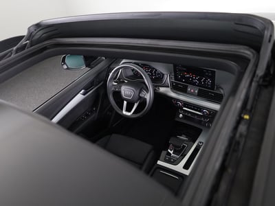 52614366-17.jpg